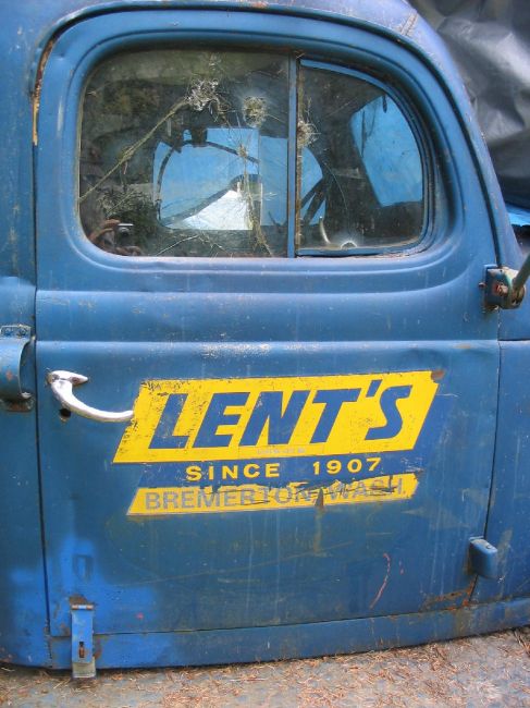 Lent's Logo
Courtesy of Larry Sackett
