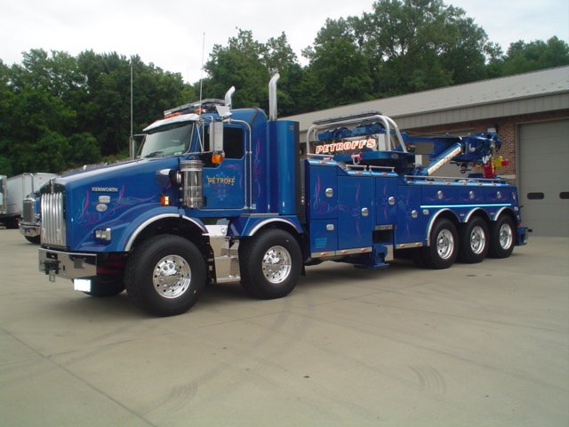 New Twin-Steer, Tri-Drive , 600 hp KW
90Ton Rotator w Six winch's
