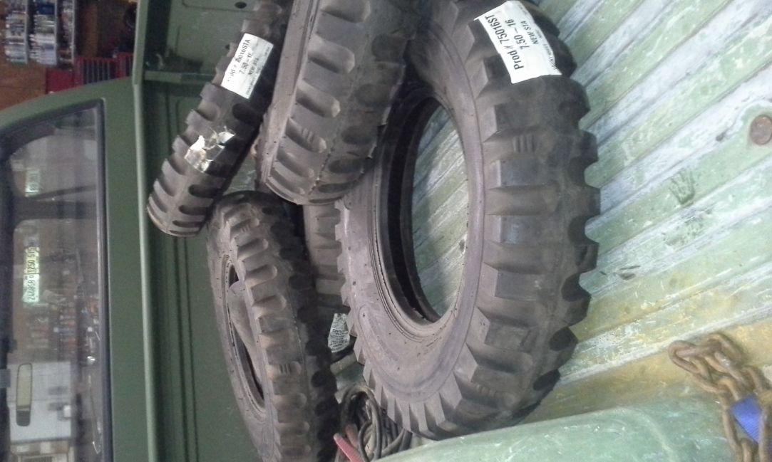 5 new NDT tires
