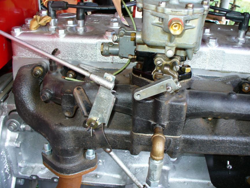 Carb Linkage 2  Courtesy Sid Beck
