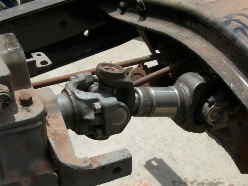 7.5 in drive line between trany and transfer case
