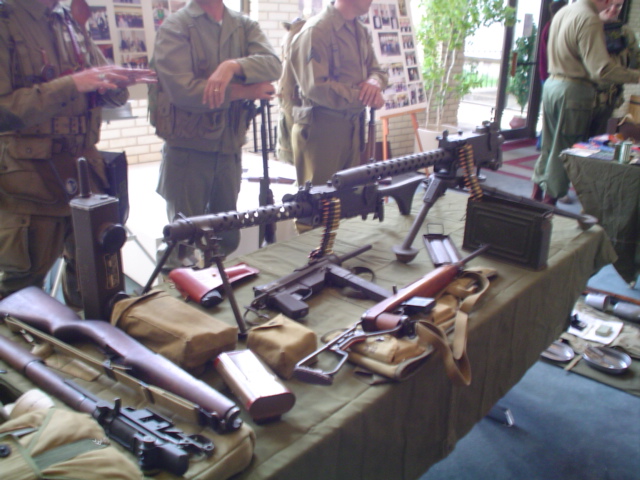 WW-2 Equip.

