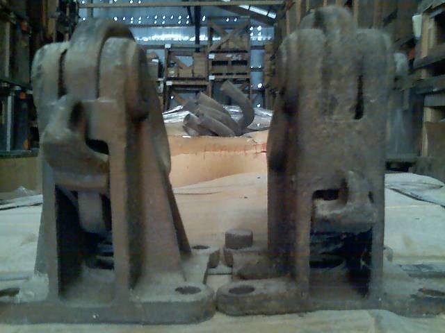 Civilian pintle hook on left. Military pintle hook on right.
