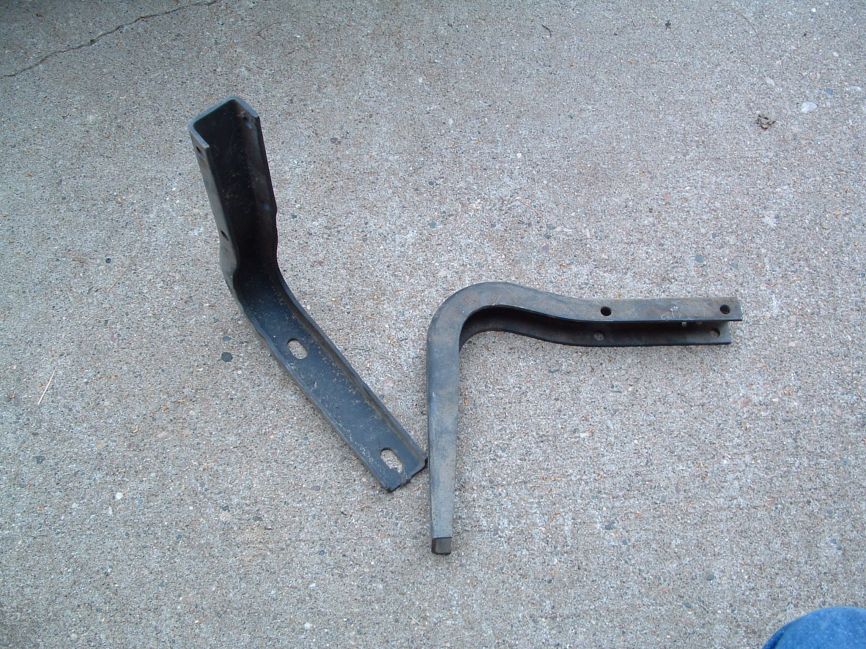 Rear Fender Brackets
Photo courtesy of Clint Dixon
