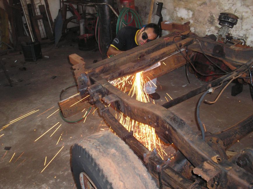 Restoration of the rear back bar of the frame
