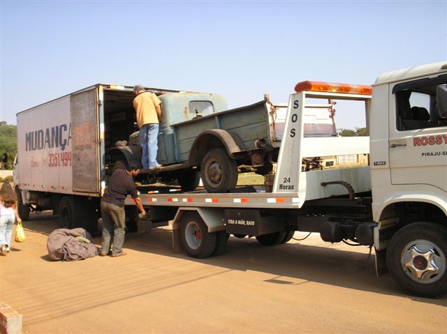 Arrival and operation disembarks in Piraju-SP Brasil in19.08.2005
