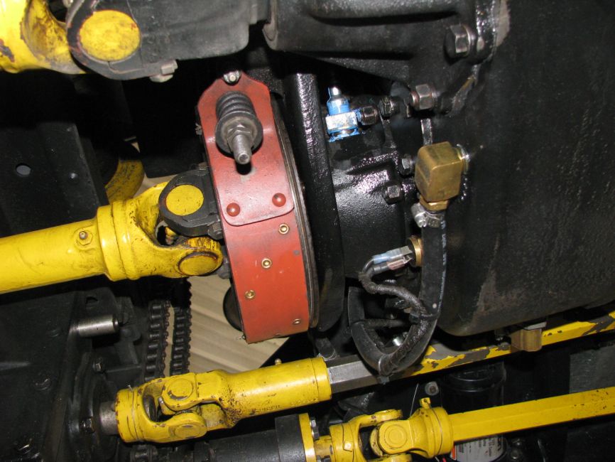 trying to see the transfercase oil cooler fitting
